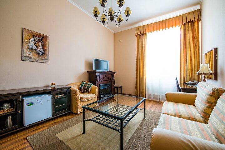 Room 5 of 58