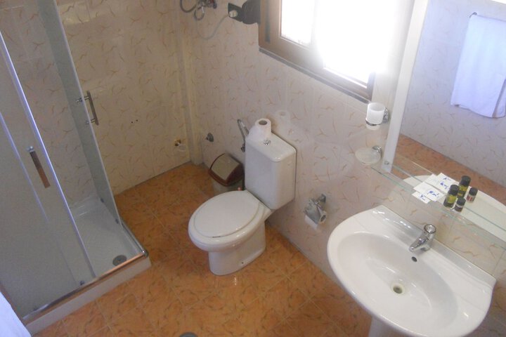 Room 30 of 41
