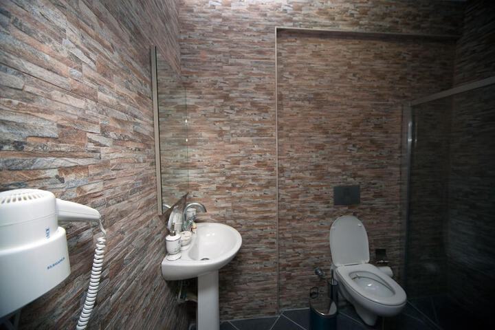 Room 40 of 60