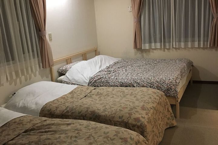 Room 12 of 69