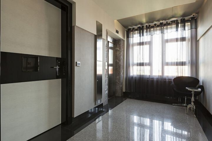 Ballroom/Hall 240 of 267
