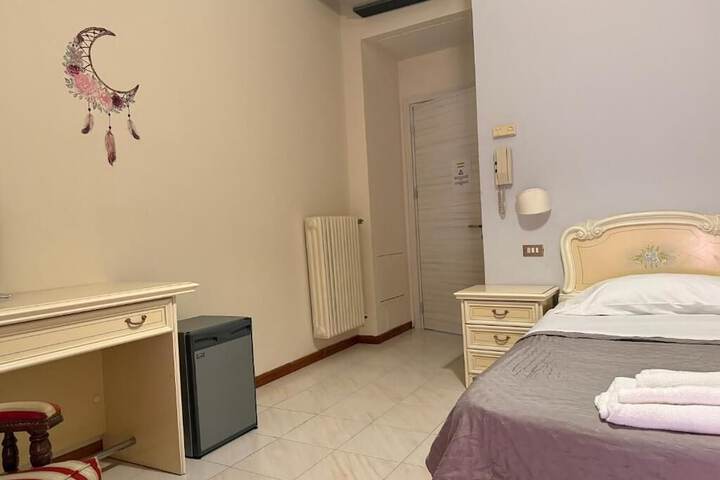 Room 25 of 45