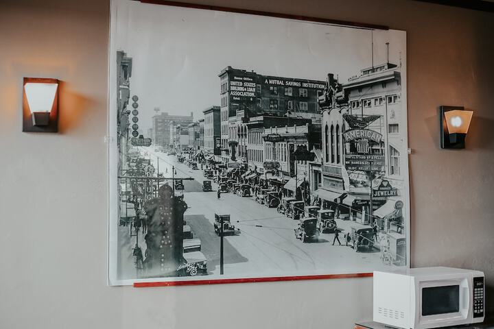 Hotel Interior 18 of 92