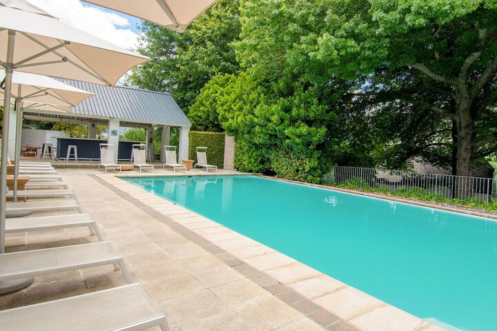 Pool 174 of 517