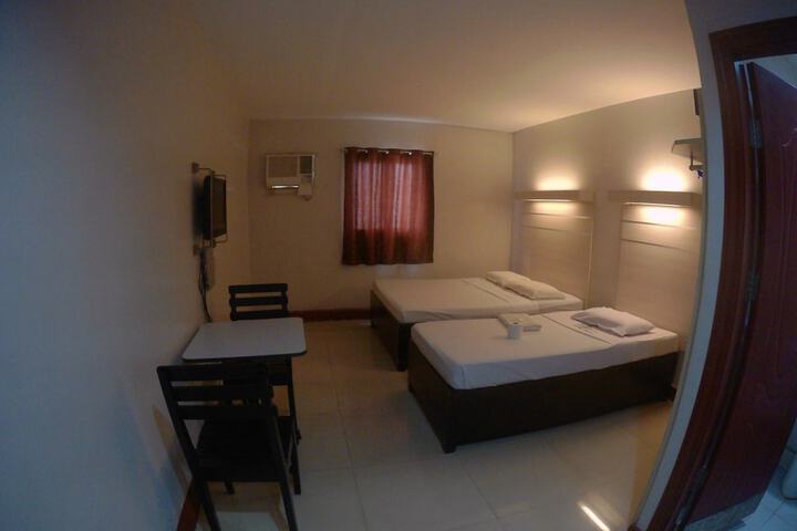 Room 26 of 94