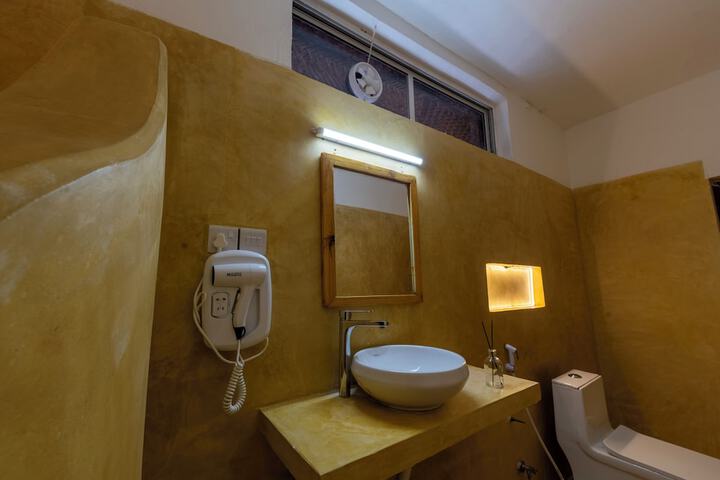 Room 89 of 138