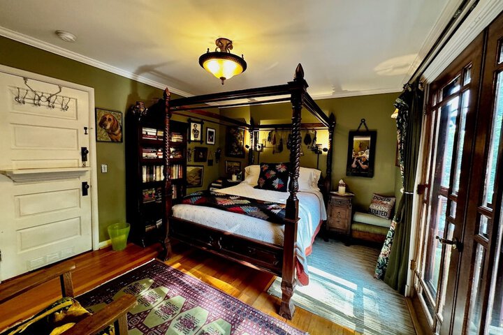 Room 5 of 36