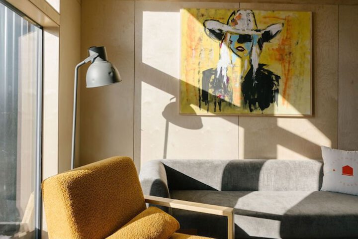 Room 22 of 65