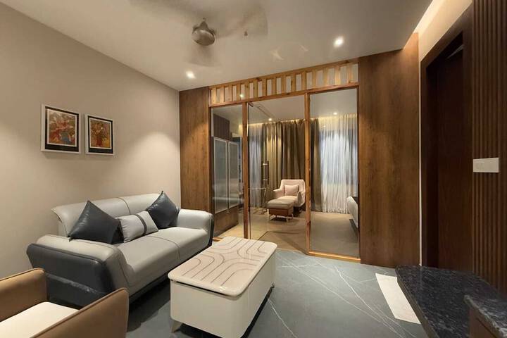 Room 8 of 27