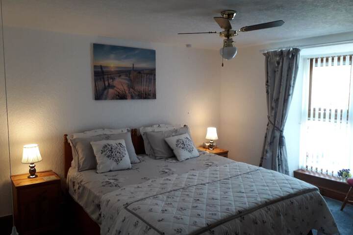 Room 2 of 59