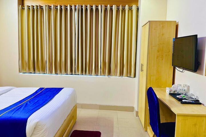 Room 9 of 57