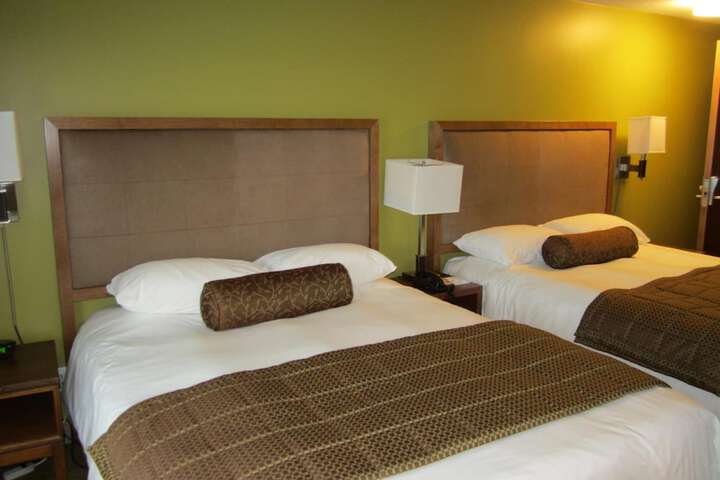 Room 10 of 40