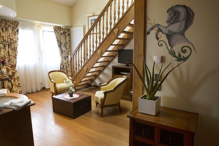 Room 14 of 63