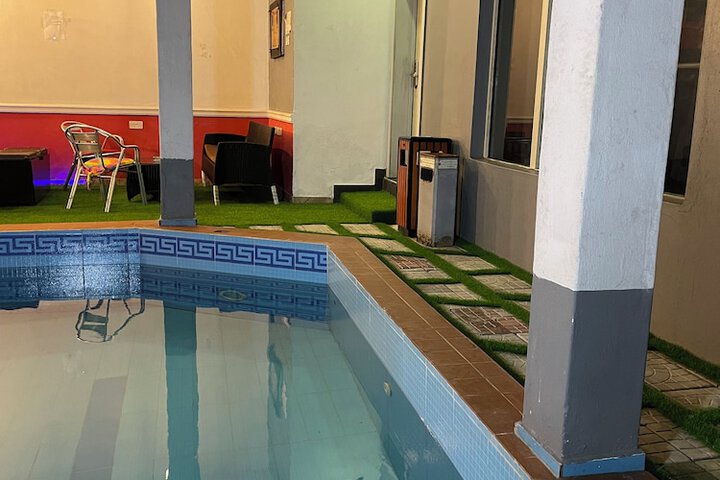 Pool 252 of 288