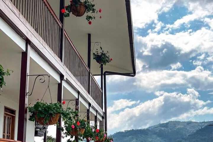 Hotel 80 of 82