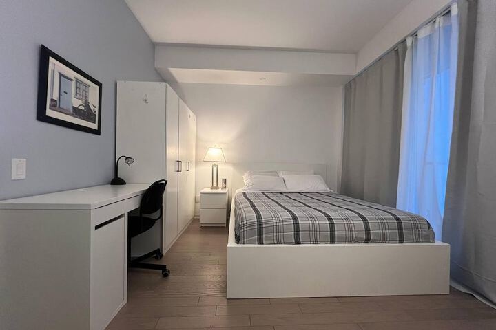 Room 13 of 89