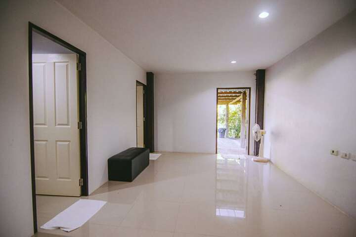 Room 26 of 93
