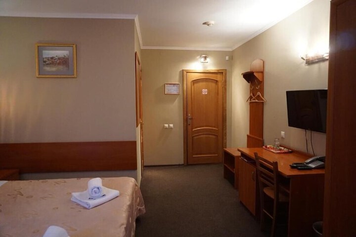 Room 18 of 60