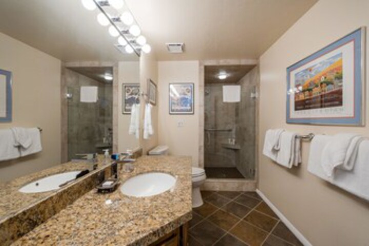 Room 3 of 15