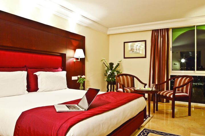 Room 5 of 36