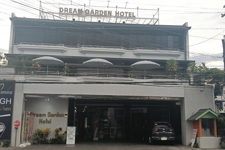 Hotel 11 of 11