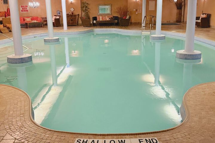 Pool 54 of 136