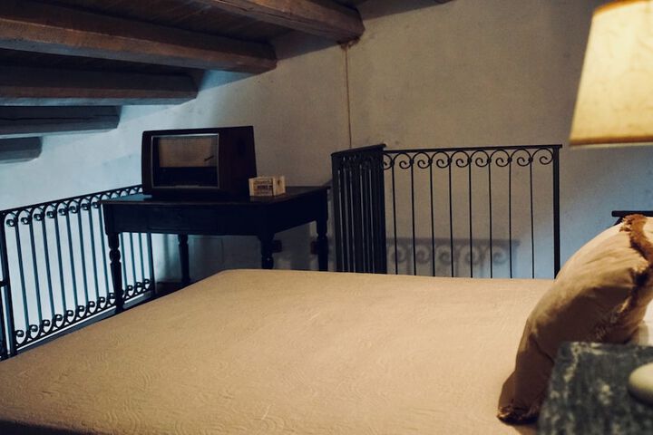 Room 9 of 41