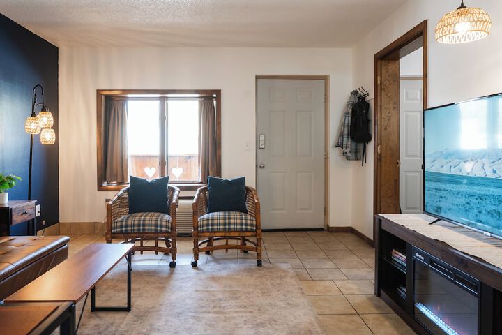 Room 16 of 44