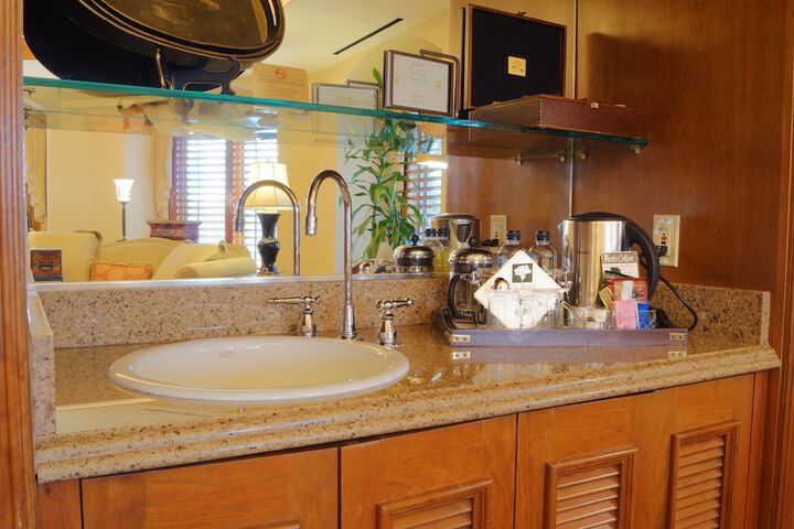 Minibar