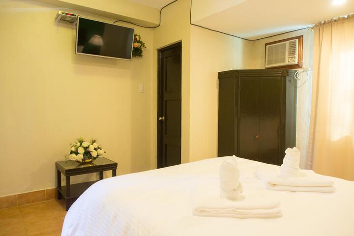 Room 6 of 6