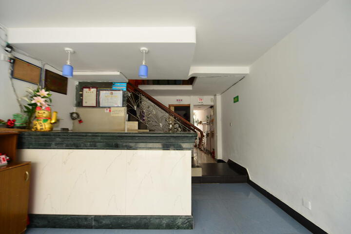 Hotel Interior 7 of 16