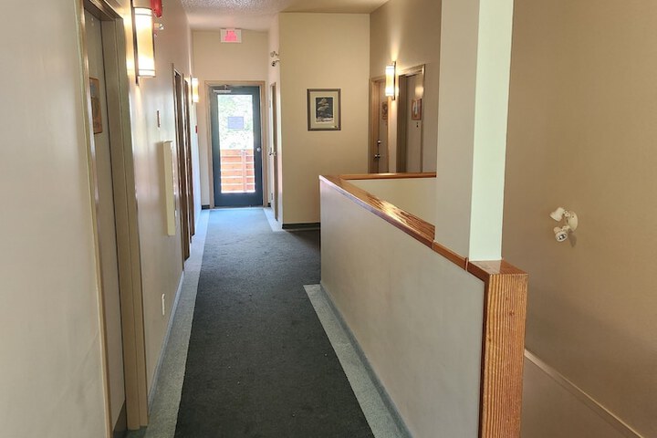 Ballroom/Hall 98 of 108