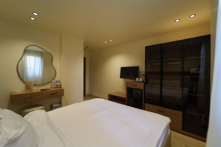Room 59 of 174