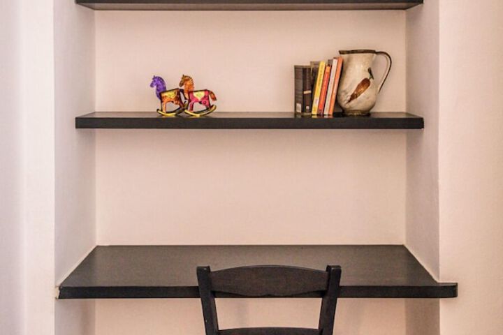 Room 26 of 143