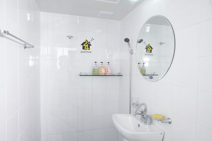 Clean Restrooms