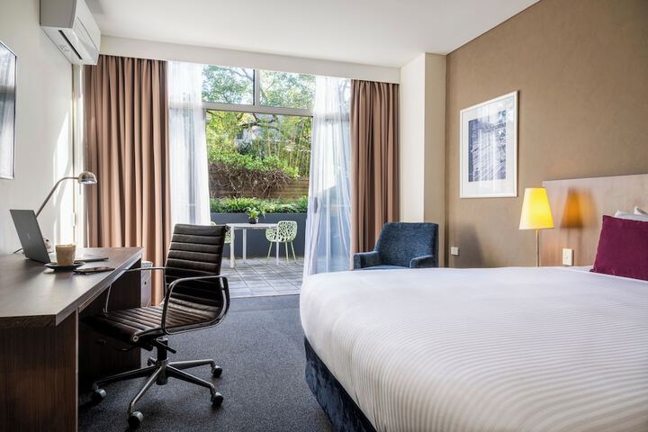 Room 26 of 110