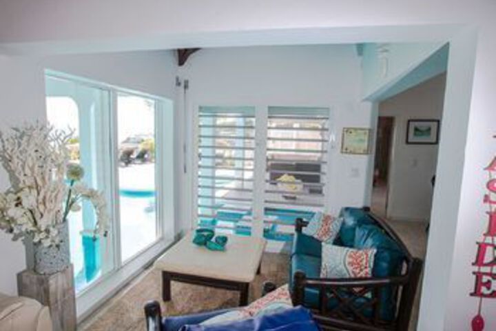Room 15 of 22