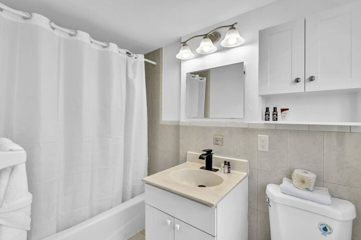 Studio Suite (5 of 6)
