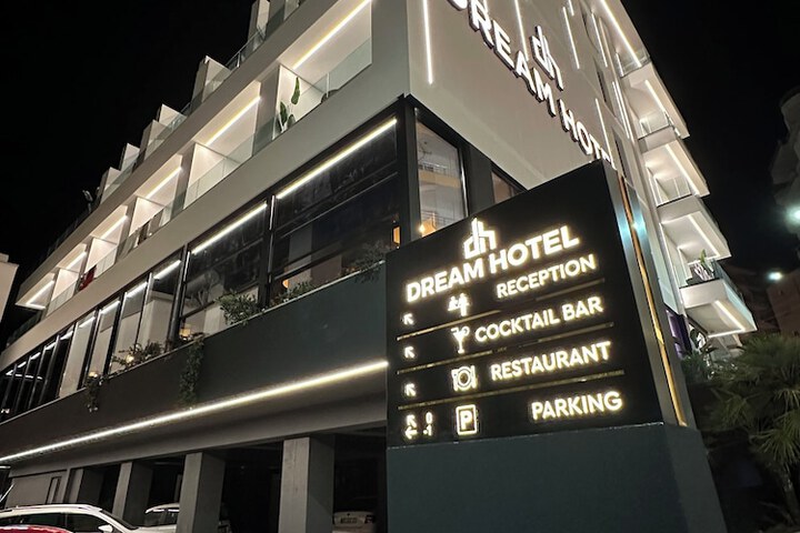 Hotel 141 of 142