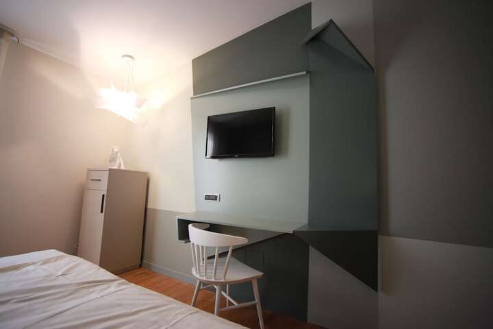 Room 15 of 75
