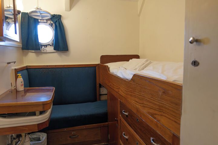 Room 8 of 26