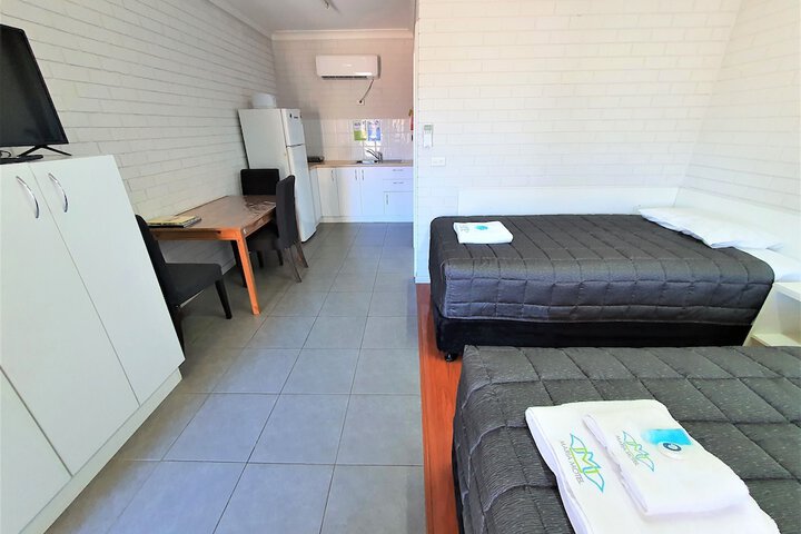 Room 4 of 57