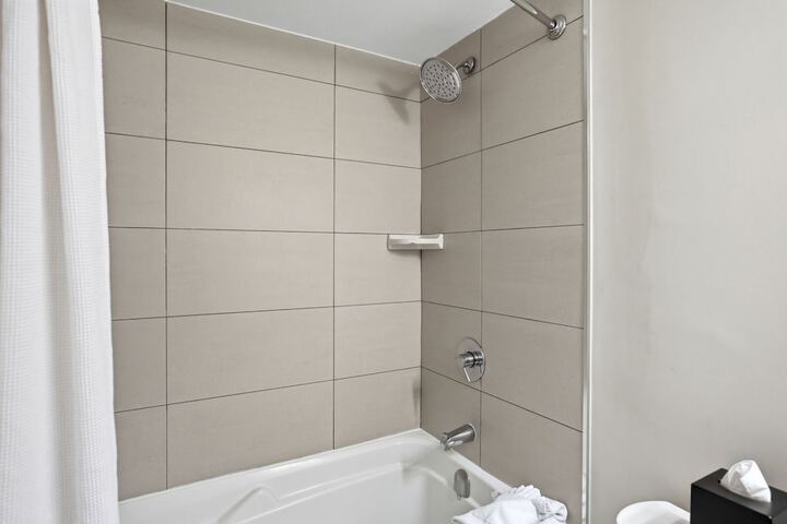 Room 413 of 457