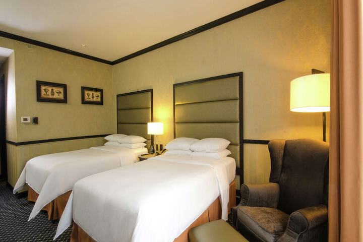 Room 20 of 64