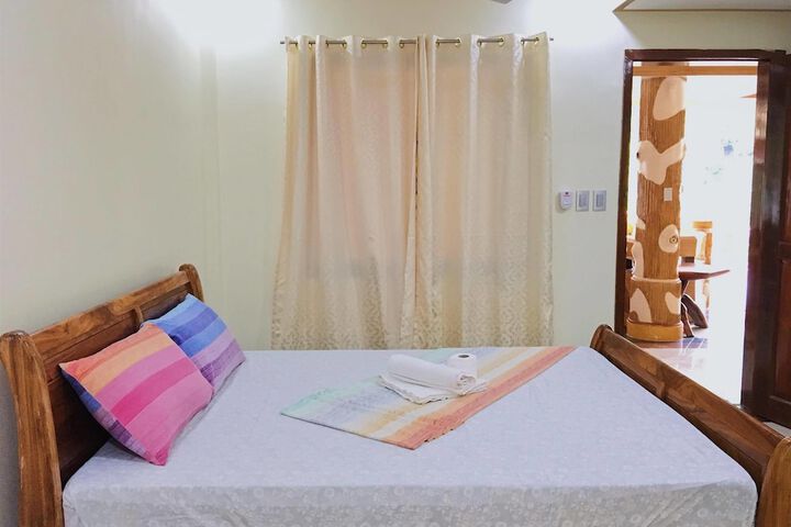 Room 12 of 39