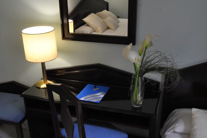 Room 21 of 53