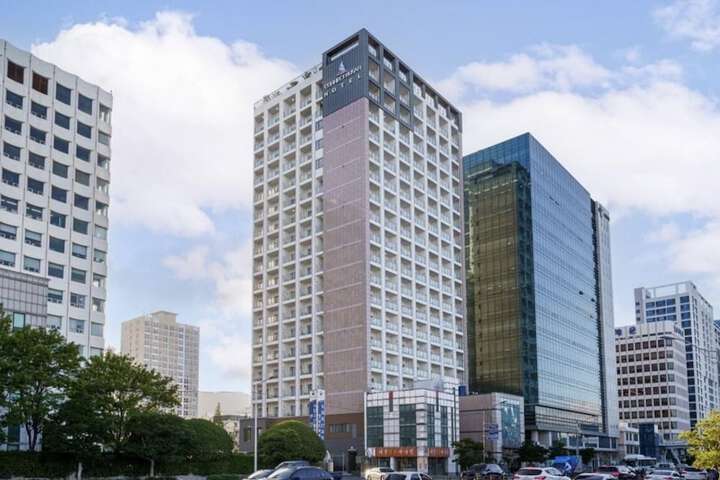 Hotel 59 of 61