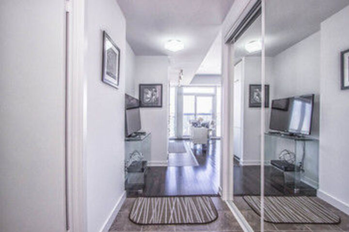 Room 10 of 29
