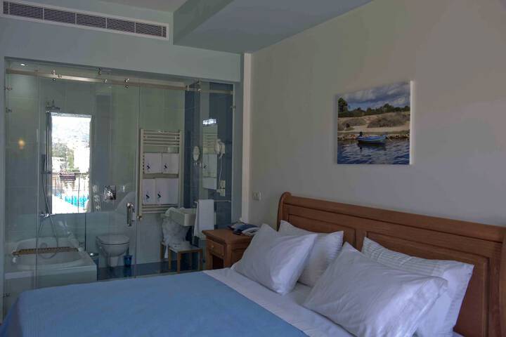 Room 7 of 40