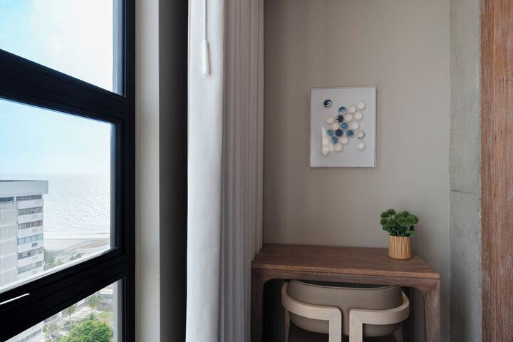 Room 14 of 64